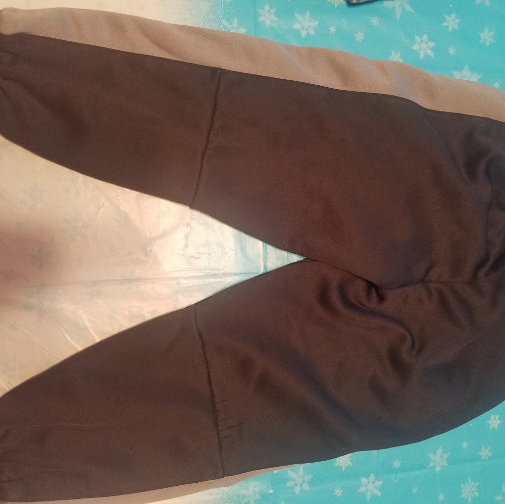 Sweatpants - Picture 2 of 5
